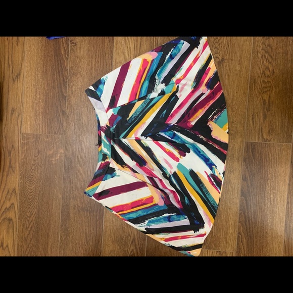 3/$25 - 2 H&M skirts size 10 - Picture 2 of 9